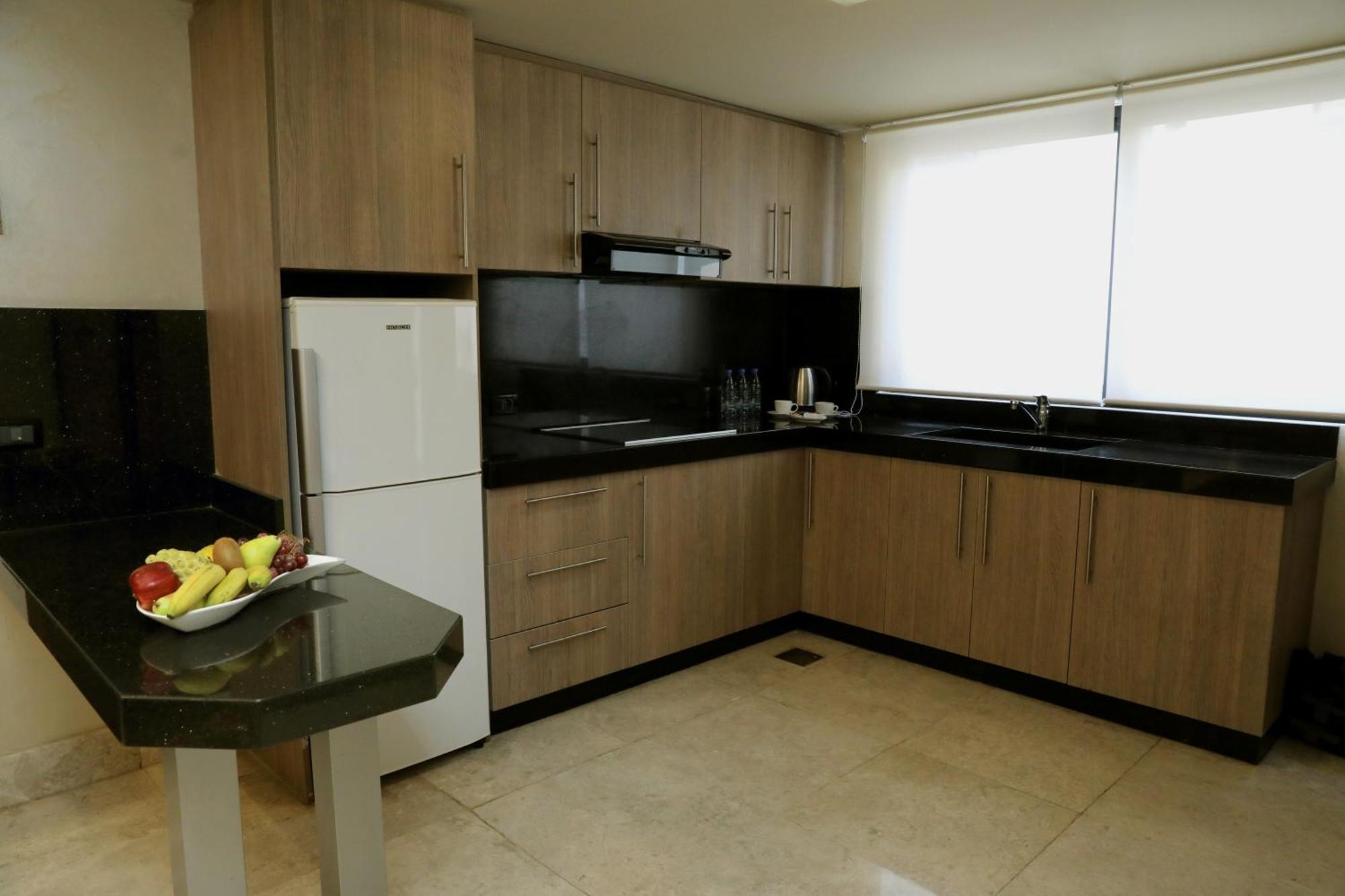 Imperial Suites Hotel Beirut Luaran gambar