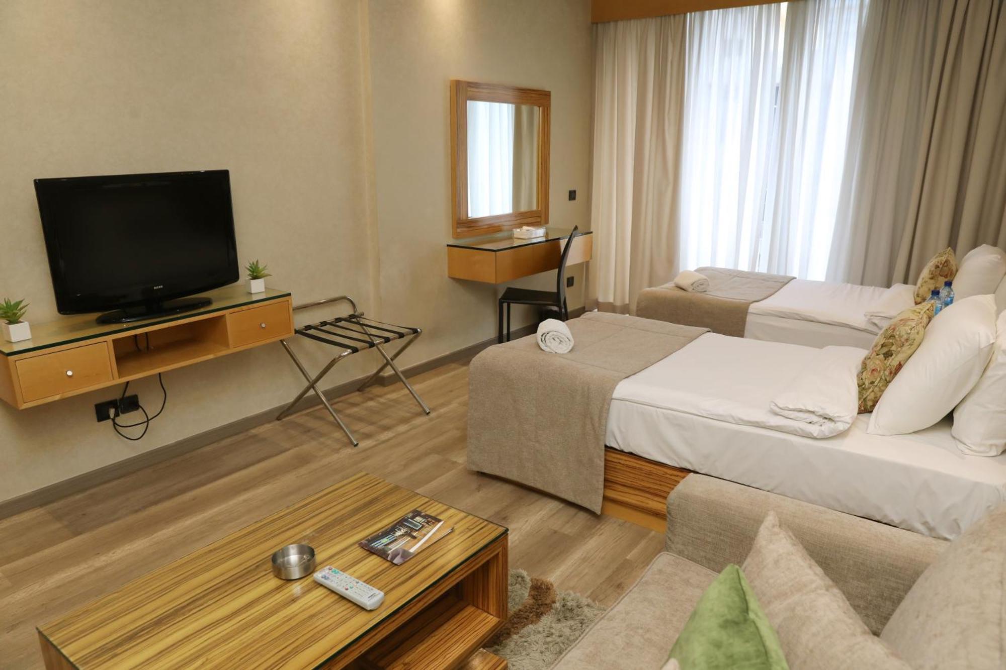 Imperial Suites Hotel Beirut Luaran gambar