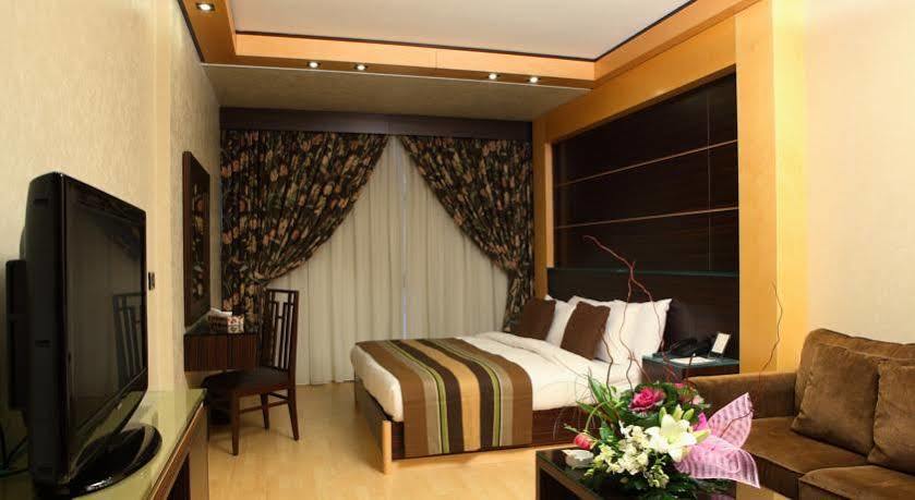 Imperial Suites Hotel Beirut Luaran gambar