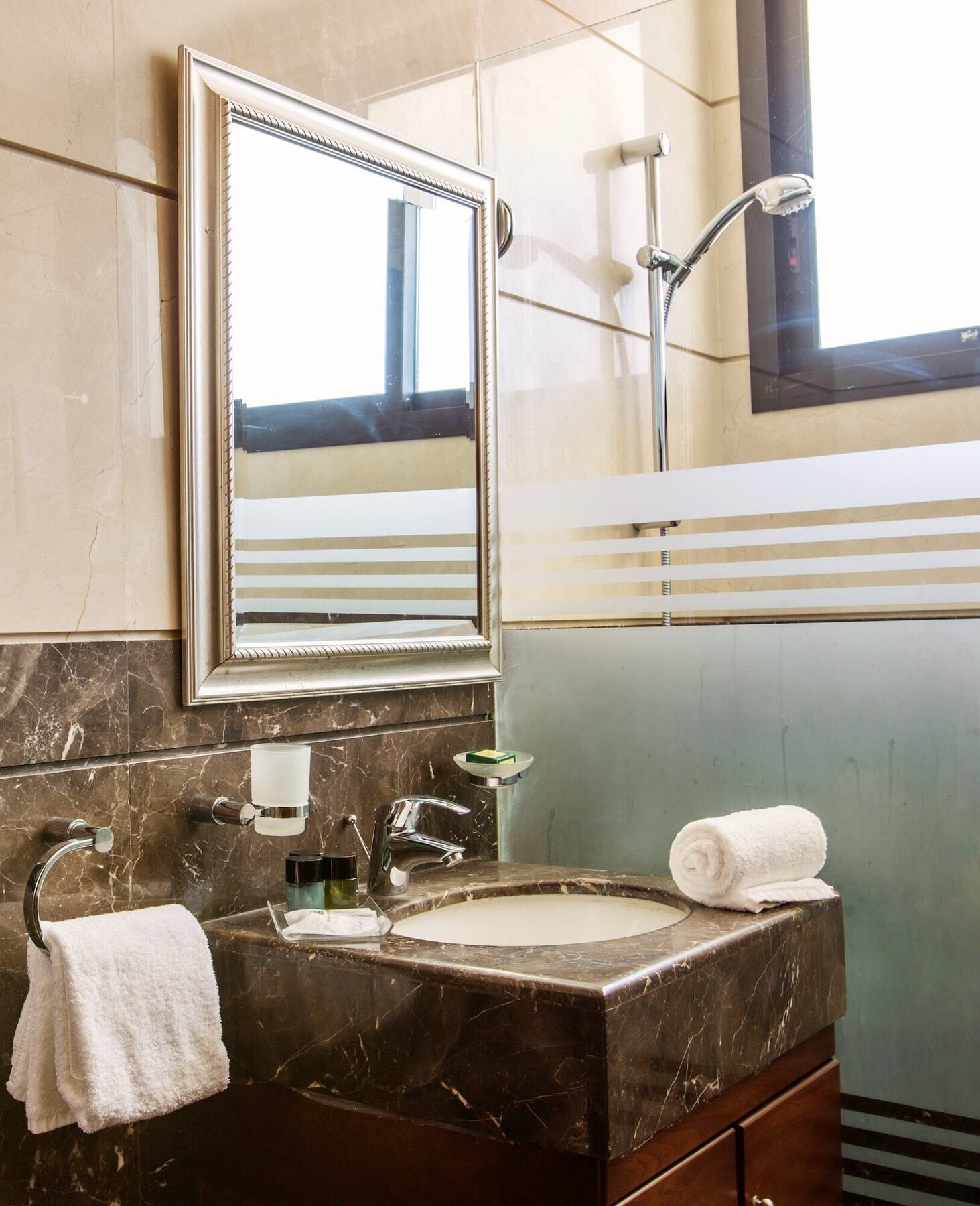 Imperial Suites Hotel Beirut Luaran gambar