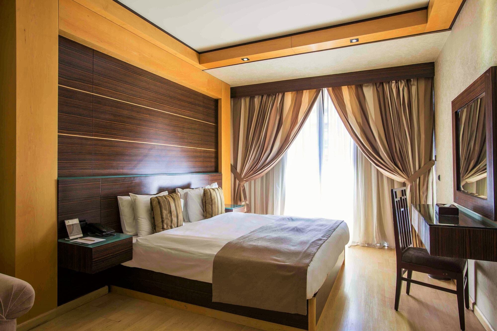 Imperial Suites Hotel Beirut Luaran gambar